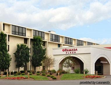 Ramada Plaza Hotel Columbus Esterno foto