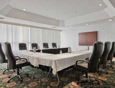 Ramada Plaza Hotel Columbus Esterno foto