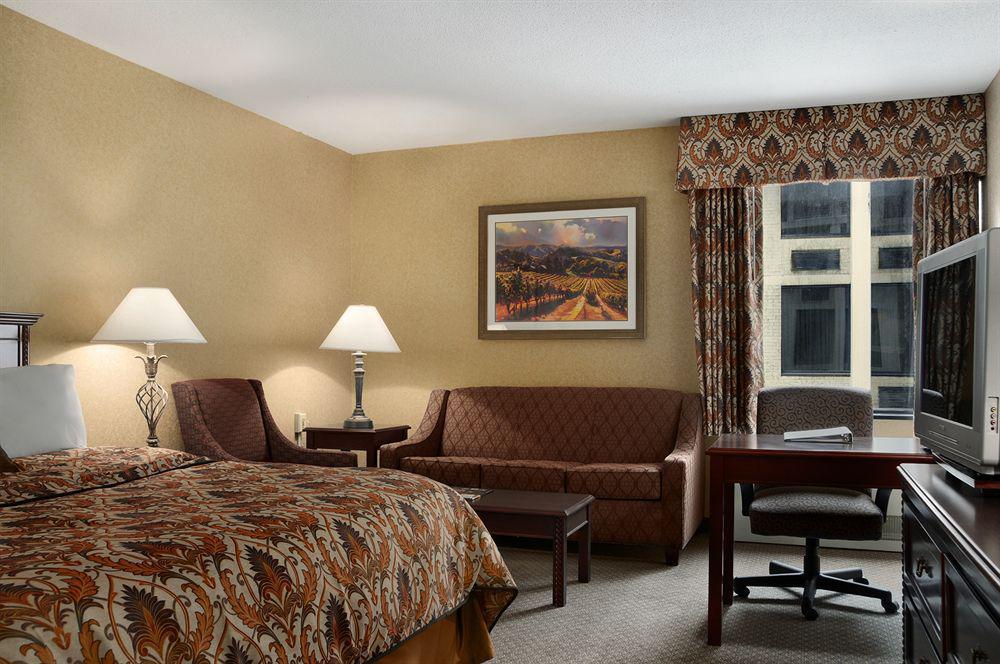 Ramada Plaza Hotel Columbus Camera foto